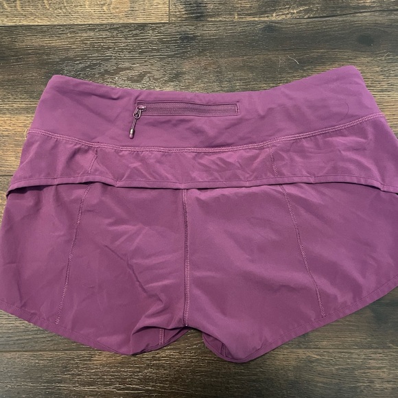Lululemon running shorts mesh over miles - Picture 6 of 9